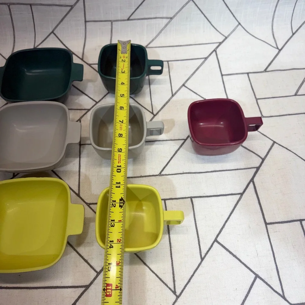 Arrowhead Melmac Dinnerware Set Mixed MCM Green Yellow Gray Burgundy 7pc